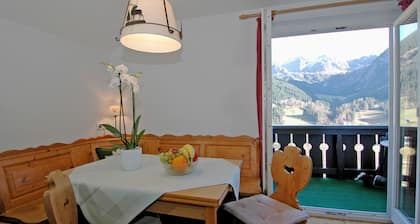 Your mountain railway ticket is included in summer!