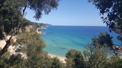 Apartamento VISTAS AL MAR Y AL BOSQUE CON PISCINA PRIVADA