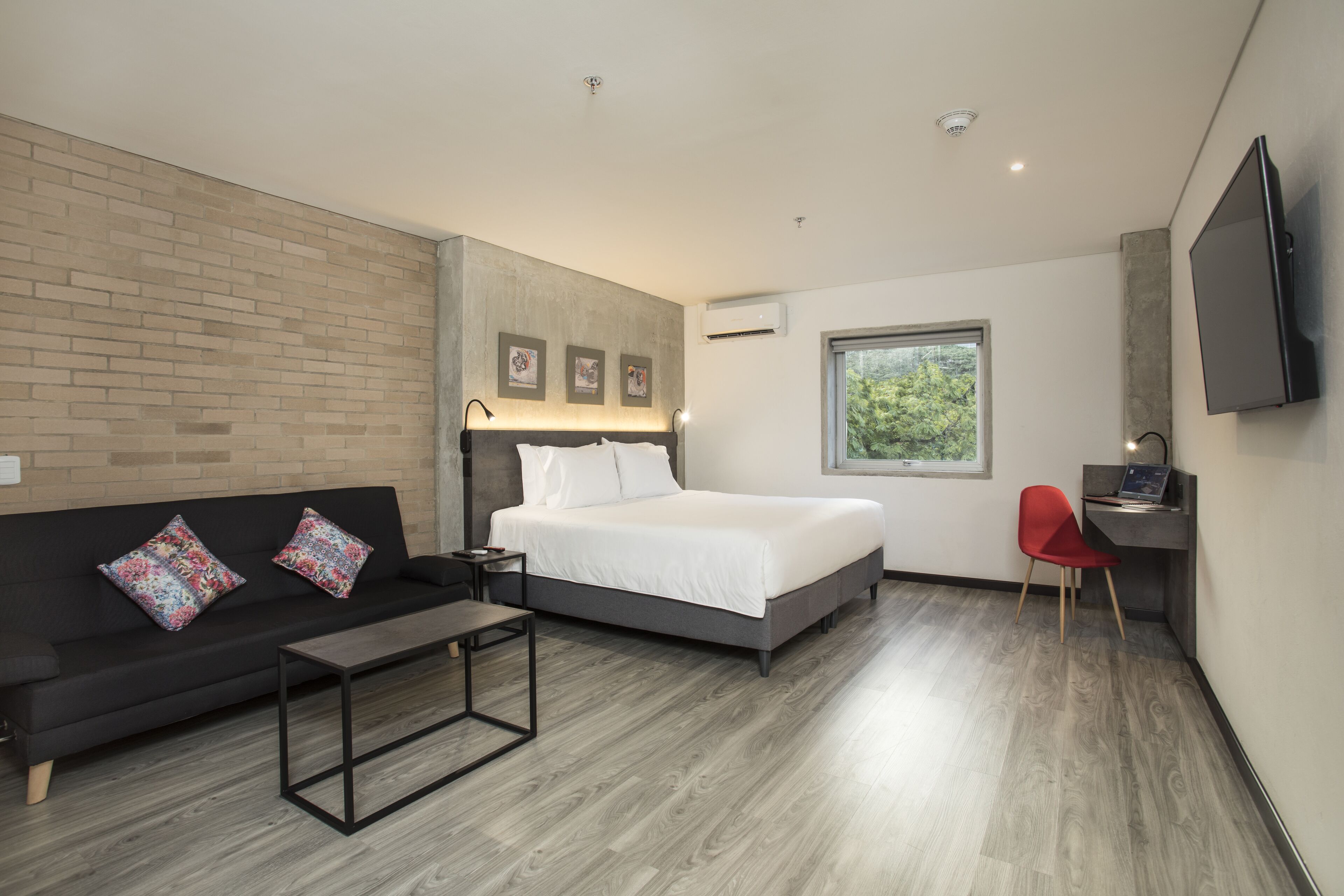 premium double room | in-room safe, iron/ironing board, free wifi, bed sheets