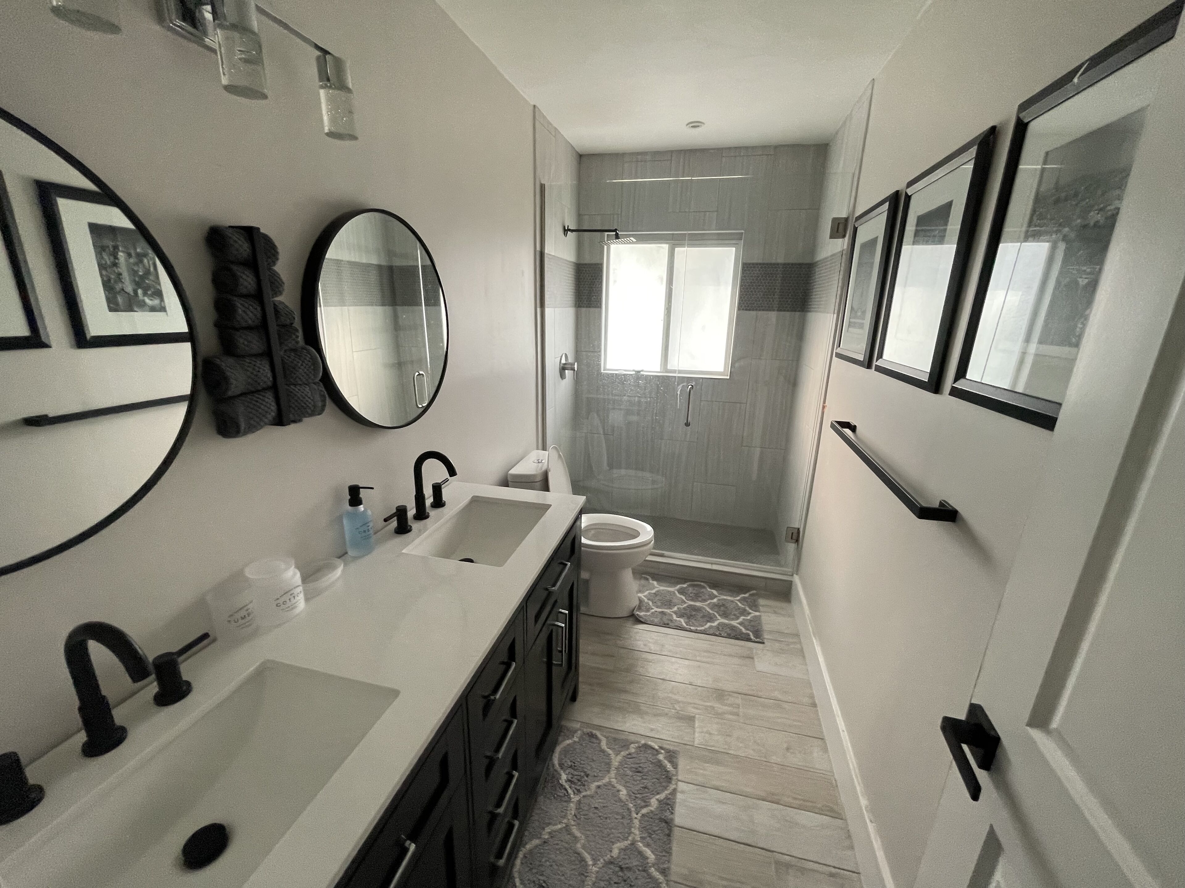 Shower, hair dryer, towels, toilet paper