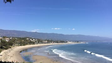 Beach nearby, beach towels