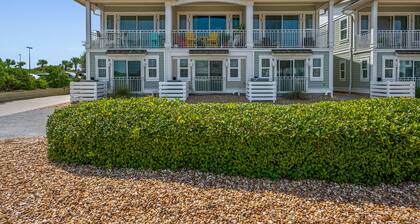 Ocean View Townhome across from beautiful Amelia Island Beach