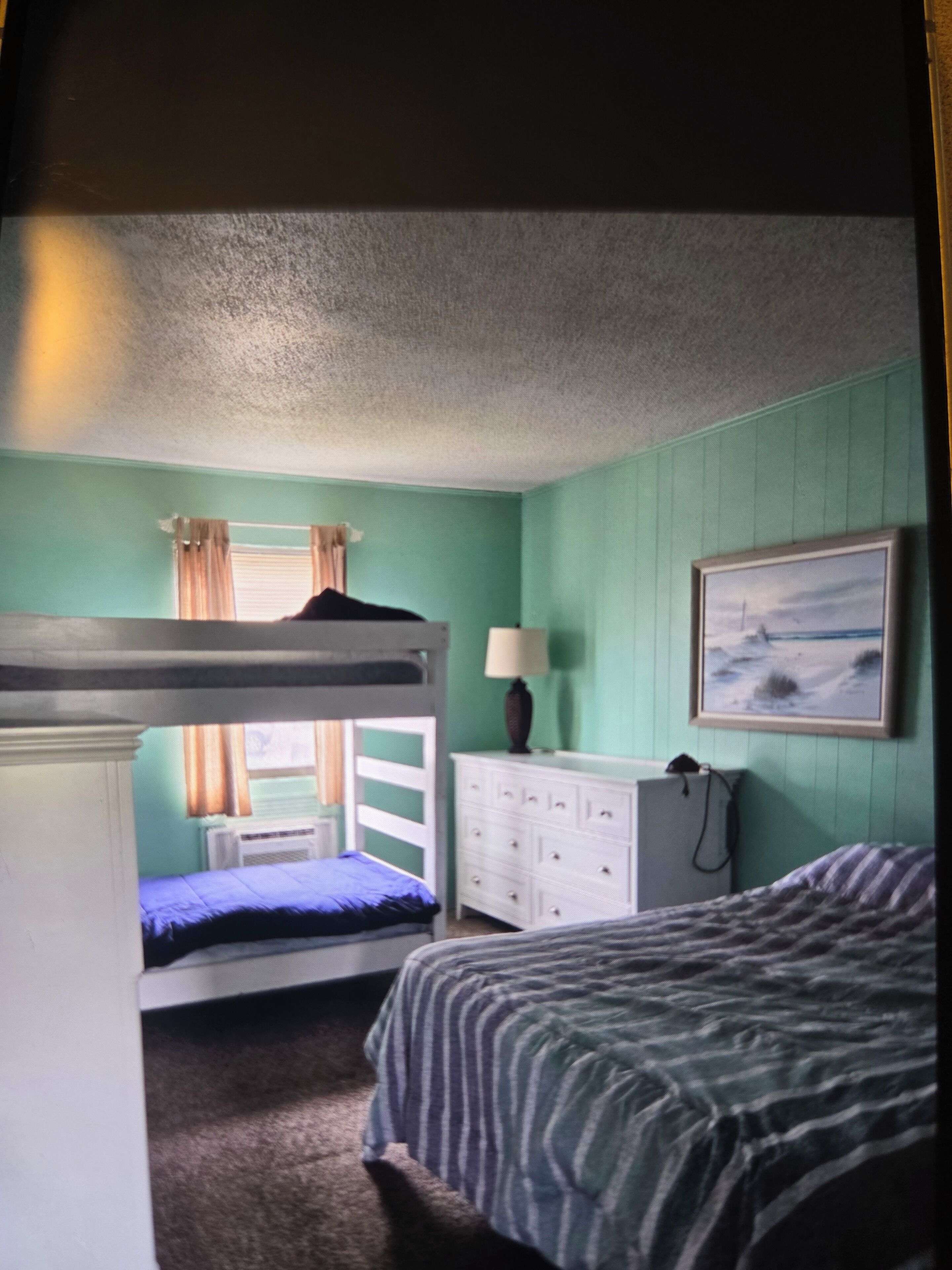 2 Schlafzimmer, Bügeleisen/Bügelbrett, kostenloses WLAN