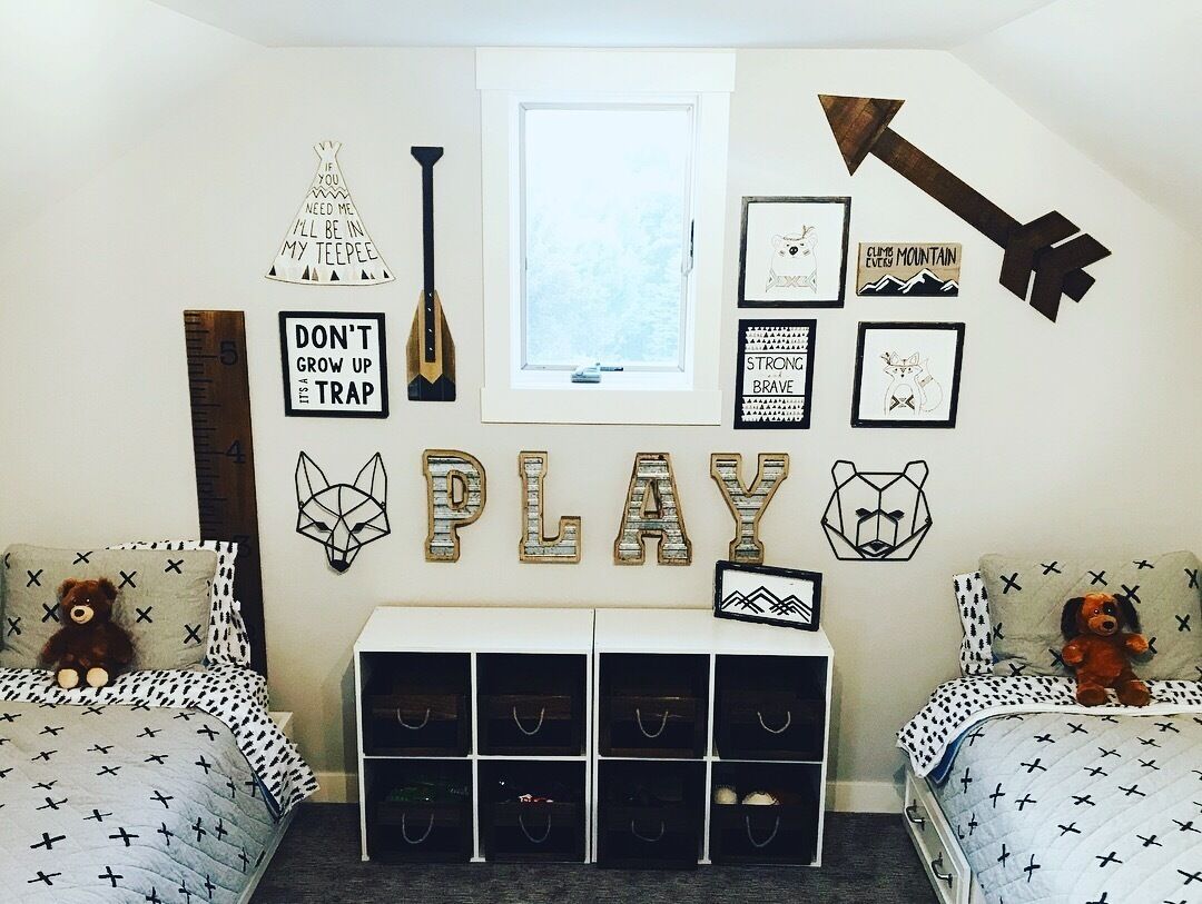 5 bedrooms, desk, iron/ironing board, WiFi