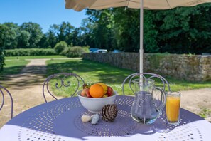 Outdoor dining - Dans un Monument Historique | Expérience Unique! (Erdeven)