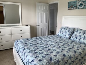 3 bedrooms, iron/ironing board, travel cot, free WiFi