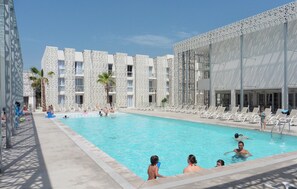 Pool - Studio 150m de la Plage | Sauna + Accès Piscine (Cap d'Agde)