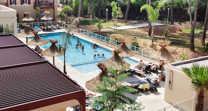 Appart + Wi-Fi Gratuit | 10 Minutes de la Plage!