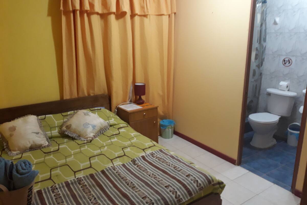 Superior Double Room, Private Bathroom | Bed sheets