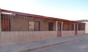 Front of property - Casa de Thelma (San Pedro de Atacama)