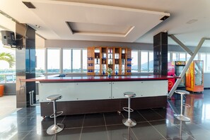 Bar (en la propiedad)