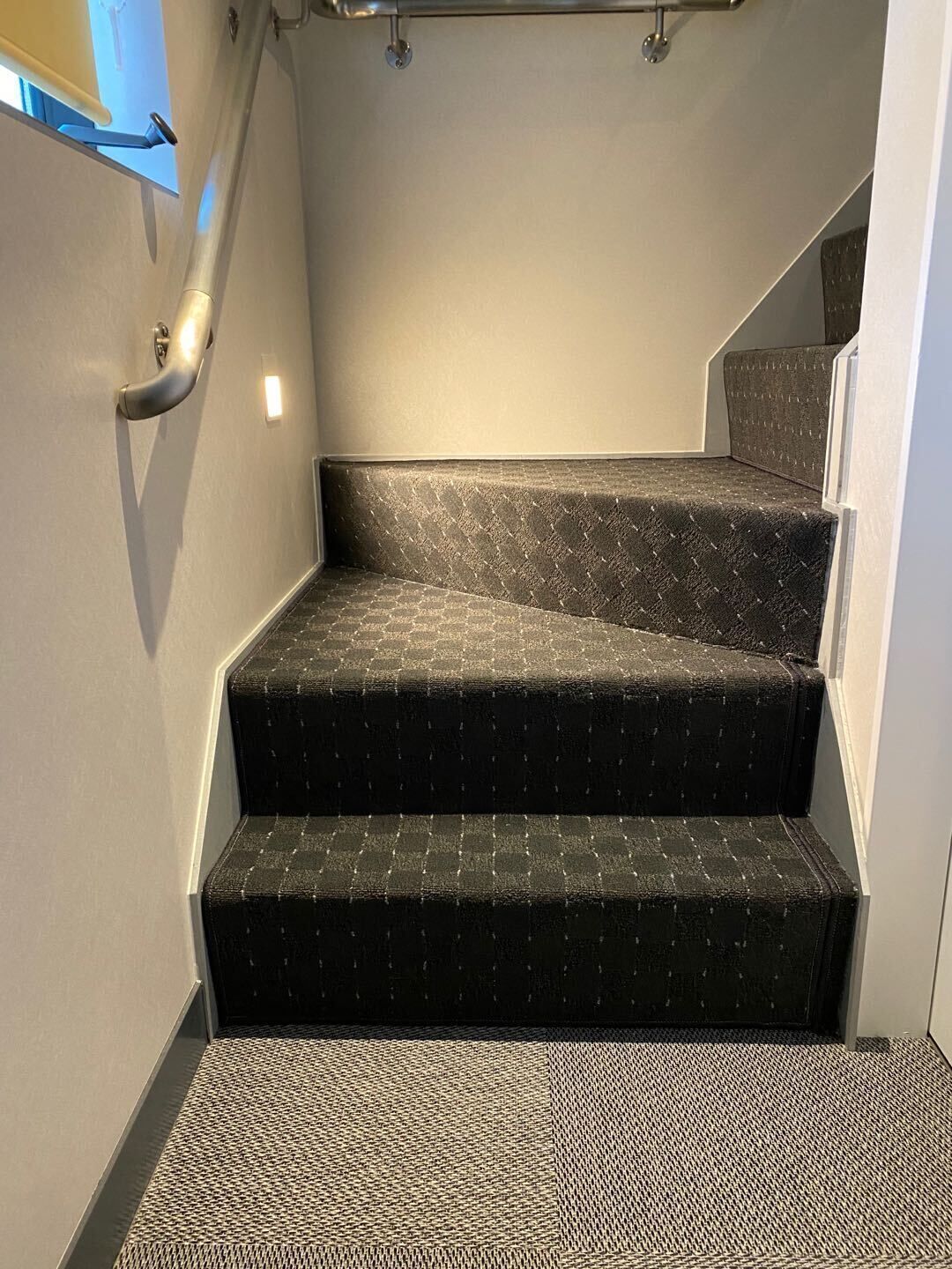 客房 (Sayuri) | 客廳 | 平面電視、DVD 播放機