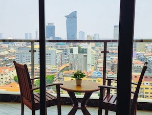 Executive-Suite, 1 King-Bett | Terrasse/Patio