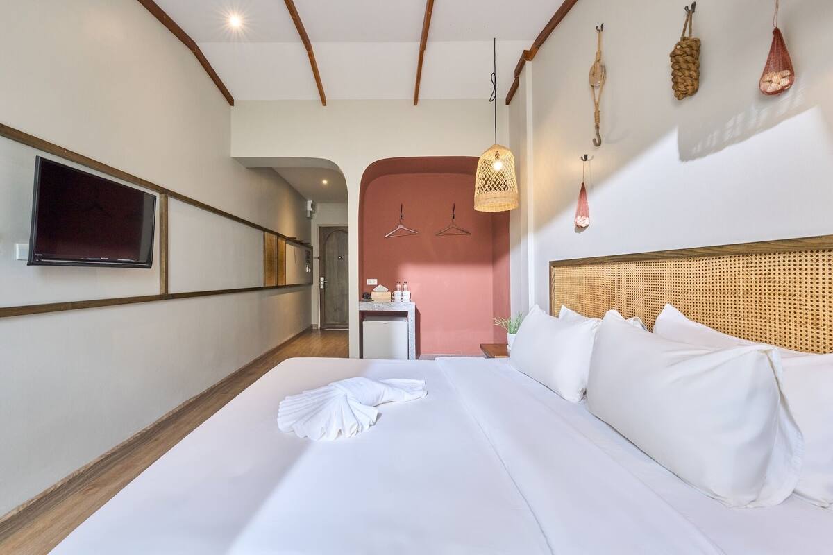 Chambre Simple, non-fumeurs, salle de bains attenante | Chambres insonorisées, Wi-Fi gratuit