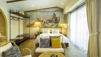 Studio Suite | Soundproofing, free WiFi