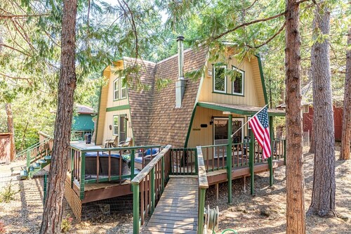 Cozy Cabin near Bass Lake/ Yosemite National Park!