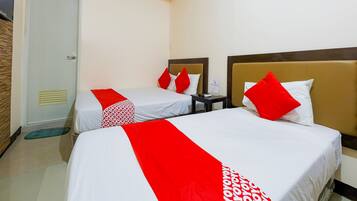 Standard Triple Room | 1 bedroom, iron/ironing board, free WiFi, bed sheets