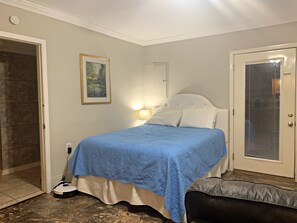 1 quarto, escrivaninha, Wi-Fi de cortesia, roupa de cama
