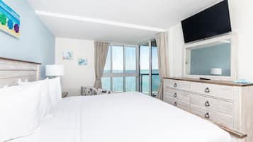 Premium-Apartment, 2 Schlafzimmer, Balkon, Buchtblick | Verdunkelungsvorhänge, Bügeleisen/Bügelbrett, kostenloses WLAN