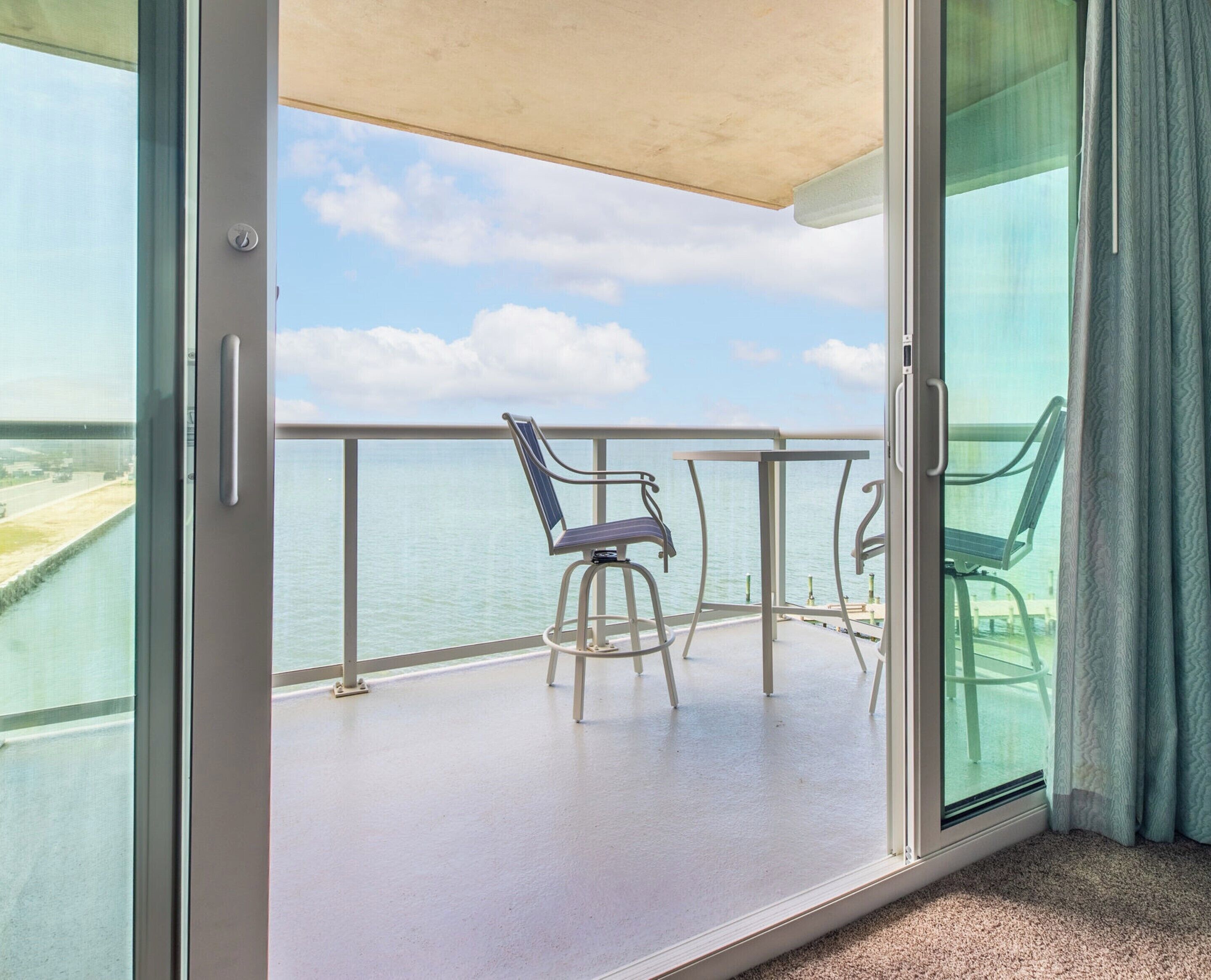 Premium Condo, 2 Bedrooms, Balcony, Bay View | Balcony