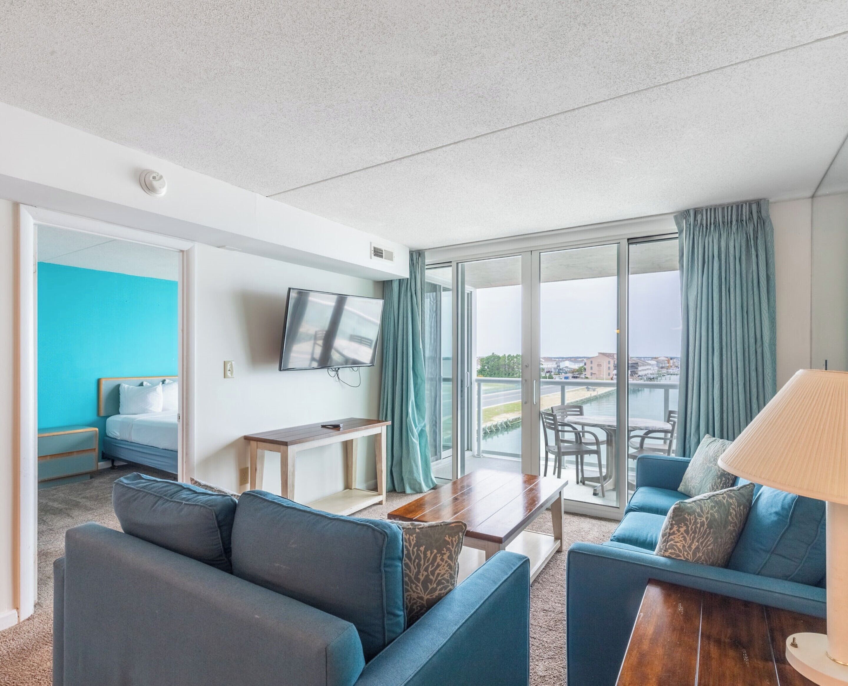 32-inch LCD TV with cable channels, DVD player