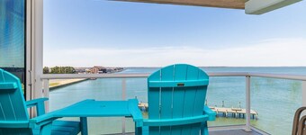 Bay Club Resort by Coolvacay