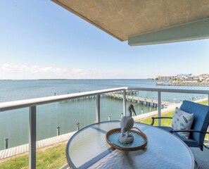 Balcony - Bay Club Resort by Coolvacay (Ocean City)