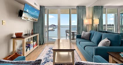 Bay Club Resort by Coolvacay