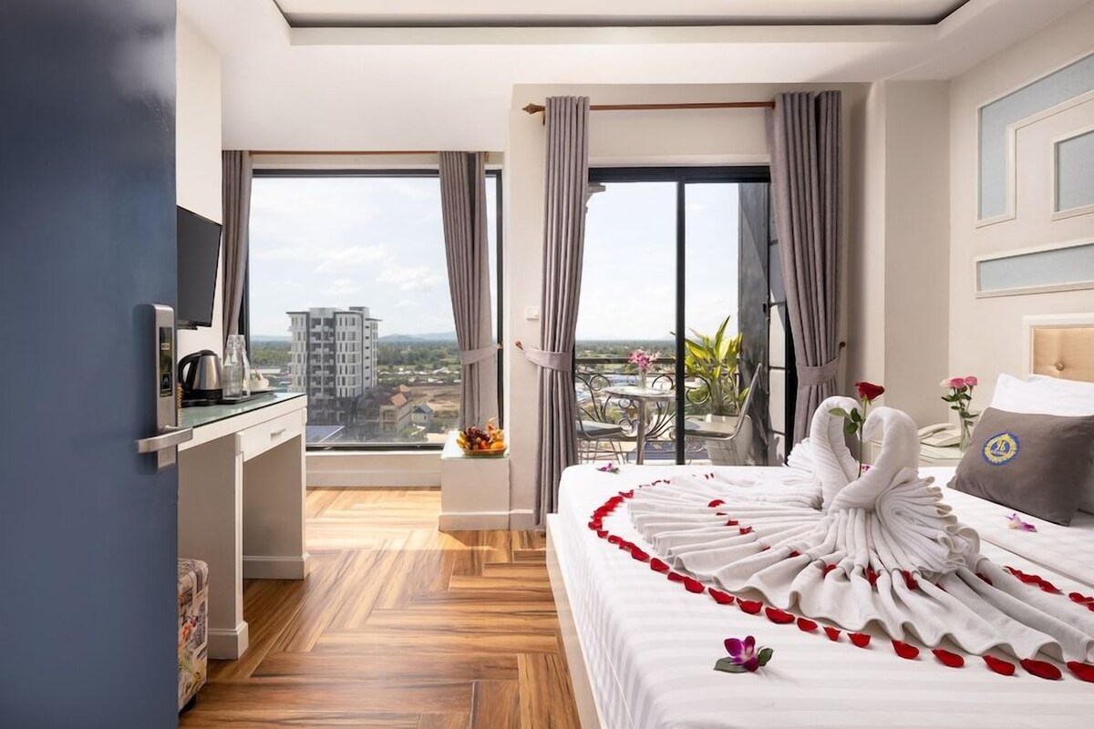 Egyptian cotton sheets, premium bedding, down duvets, memory-foam beds