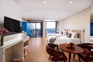 Deluxe Family Room | Egyptian cotton sheets, premium bedding, down duvets, memory-foam beds - Hak Huot Hotel I (Ou Chrov)