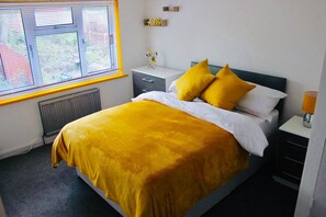 Habitación | 3 habitaciones, tabla de planchar con plancha y wifi gratis