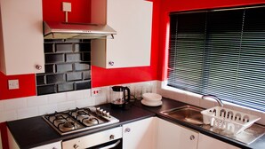 Shared kitchen - Boutique Styled Accommodation (Birmingham)