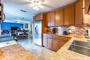 Imagen sin descripción, 3 de 31, botón