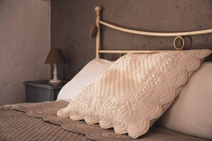Studio Suite Junior | Minibar, trang trí khác biệt, trang bị nội thất với thiết kế riêng biệt 