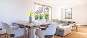 Exclusive holiday home, 140 sqm, 4 rooms, 2 bathrooms, kitchen, fireplace