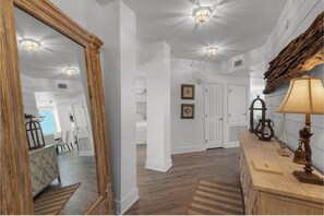 4 Schlafzimmer, Bügeleisen/Bügelbrett, kostenloses WLAN, Bettwäsche