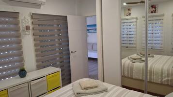 1 chambre, fer et planche Ă repasser, Wi-Fi gratuit, draps fournis