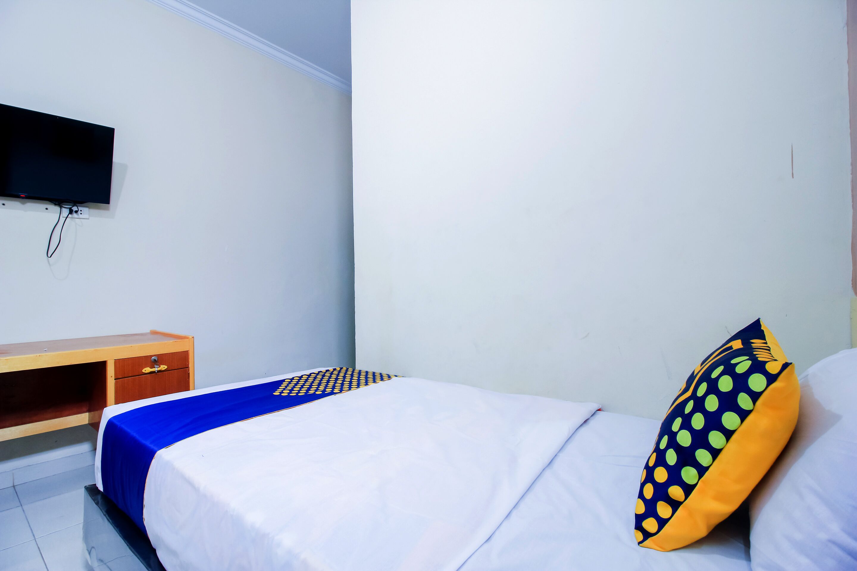 economy twin room | free wifi