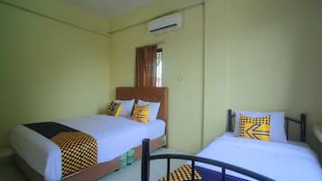 Economy Triple Room | Free WiFi