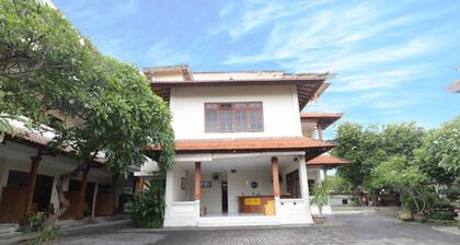 SPOT ON 2426 Hotel Aget Jaya Ii