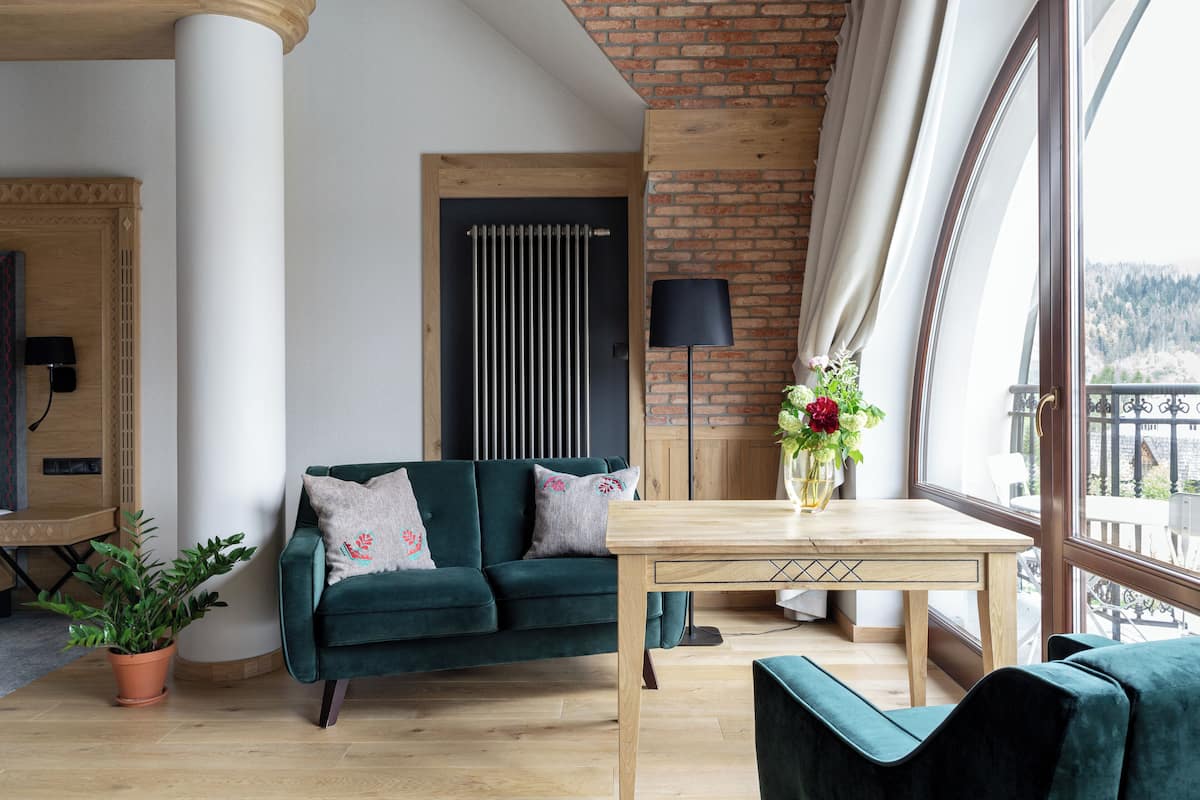 Suite – superior | Minibar, safe på rommet, skrivebord og skrivebord for bærbar PC