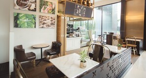 Lobby sitting area - The Astra Condo (Chiang Mai)