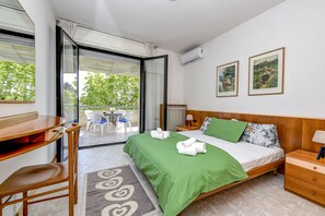 1 Schlafzimmer, Bügeleisen/Bügelbrett, kostenloses WLAN, Bettwäsche