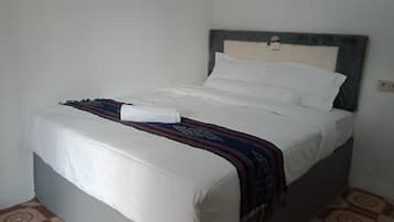 Standard Double Room | Bed sheets