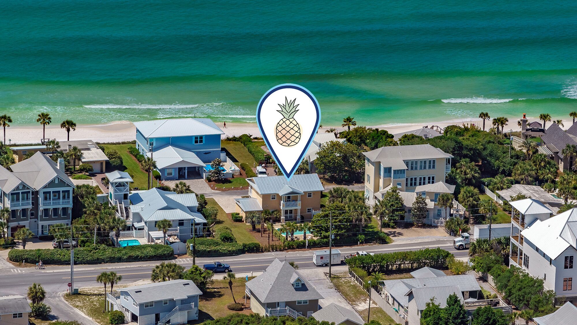 Private Heated Pool in Seagrove; Steps from the Gulf (1 minute!): Sleeps 8