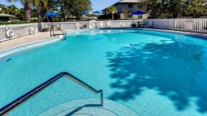 Beheizter Pool