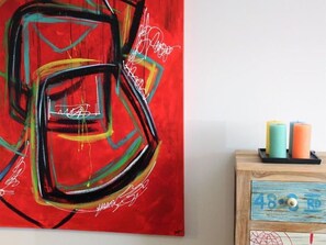 Unclassified image, 2 of 15, button