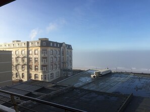 Unclassified image, 4 of 15, button - House by the sea14 - App. 056 WB (Sylt)