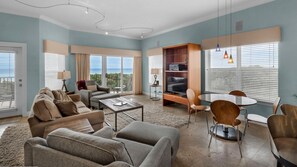 Smart TV, DVD player