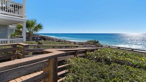 Property grounds - Gulf-Front in Seacrest, 1st Floor & Stunning Views + Free Attraction Tickets! (Seacrest)